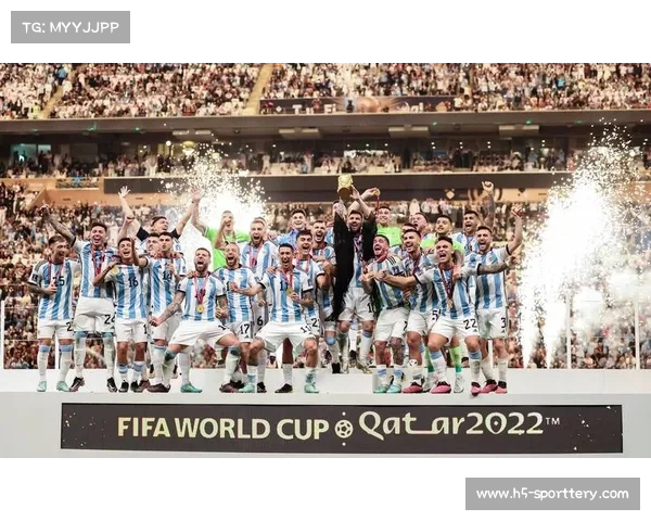 2006年世界杯冠军揭晓 意大利队捧起大力神杯的辉煌历程 2006年世界杯冠军揭晓 意大利队捧起大力神杯的辉煌历程